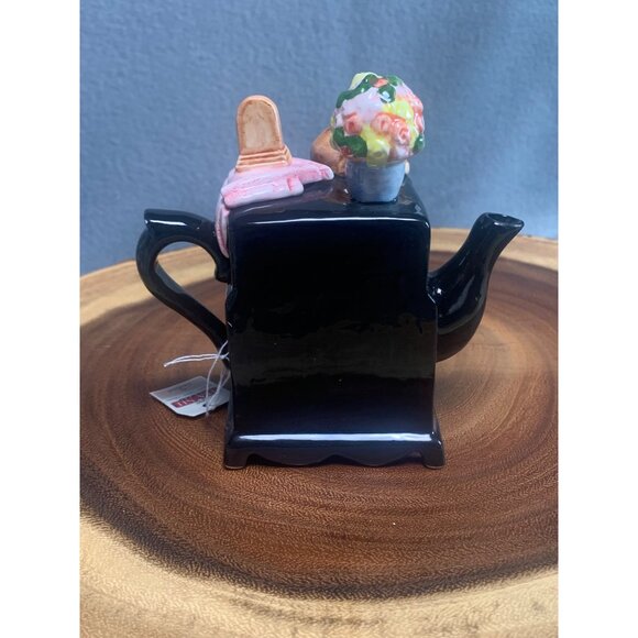 Vintage Cardinal Inc. Black Teapot Stove Design with Cat & Flowers - Picture 11 of 13